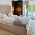 Skylodges Mit 9 Ferienhaus *