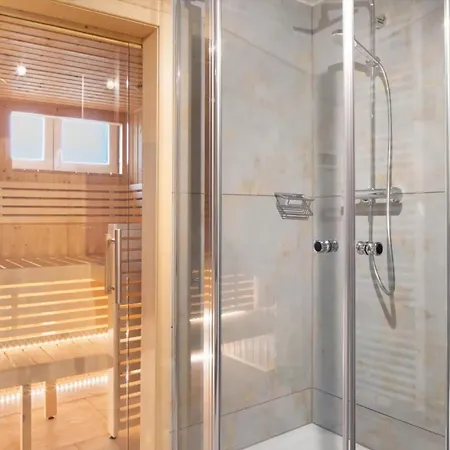 Дом отдыха Skylodges Mit 9 *